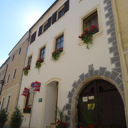 Gaestehaus Auf Der Kunstmeile Кремс Екстериор снимка